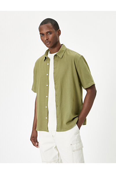 Koton Sommerhemd mit kurzen Ärmeln, klassischem Kragen und Knopfleiste aus Baumwolle, reguläre Passform