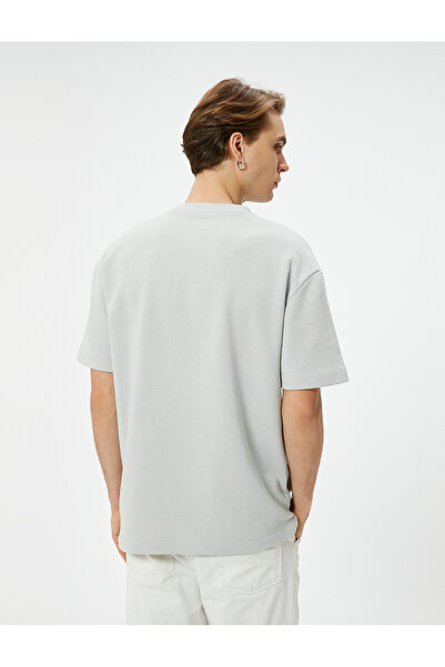 Koton Голяма тениска с етикет и кръгла яка