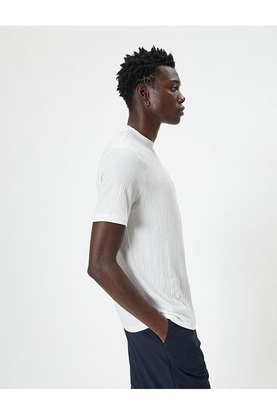 Koton Crew Neck Basic T-Shirt - Short Sleeve