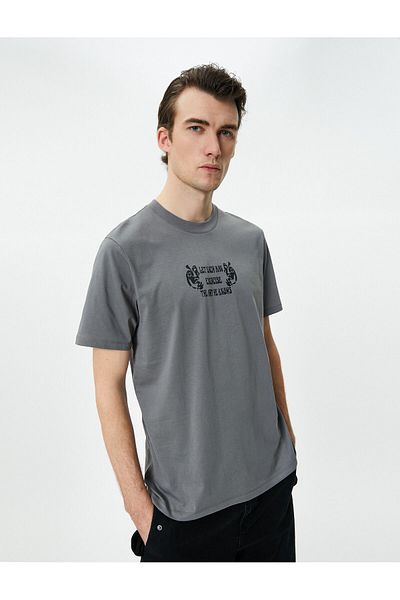 Koton Crew Neck Slogan Back Printed Short Sleeve T-Shirt