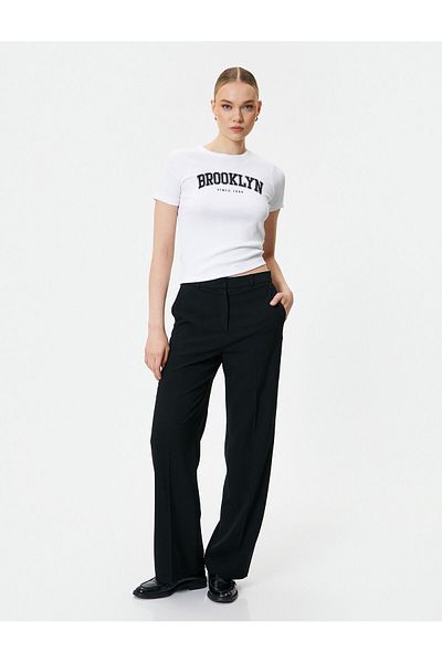 Koton Μπλουζάκι Brooklyn Printed Slim Fit, κοντό μανίκι, βαμβακερό λαιμόκοψη