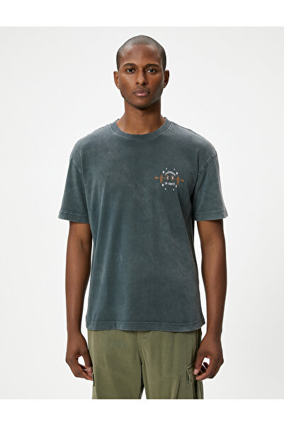 Koton Oversize Tişört Arkası Baskılı Yıkamalı Bisiklet Yaka