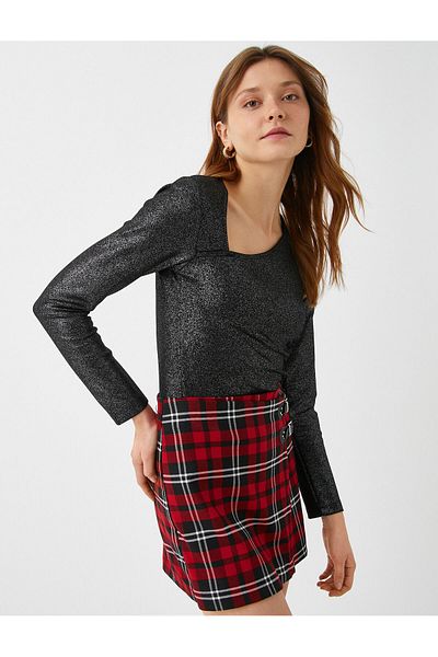 Koton Tricou cu sclipici cu guler asimetric