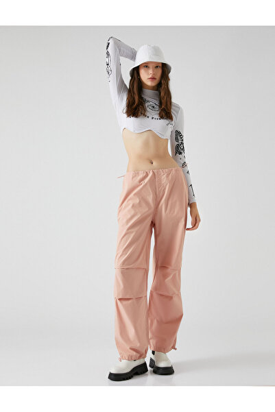 Koton Pantaloni parașuta din bumbac - Detaliu buzunar și dop elastic