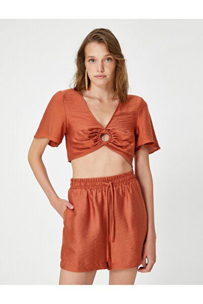 Koton X Şahika Ercümen - Pencere Detaylı Modal Crop Bluz