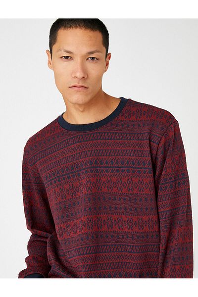 Koton Basic-Jacquardpullover mit Rundhalsausschnitt und langen Ärmeln