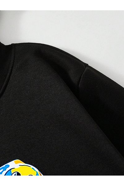aynewmoda Hanorac de culoare neagră cu glugă - Hanorac cu glugă cu imprimeu în față