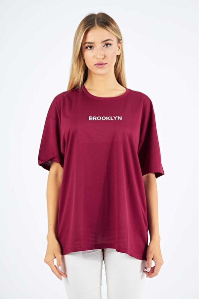 Moda Işık Αθλητικό μπλουζάκι με στρογγυλή λαιμόκοψη σε μπορντό χρώμα - εμπριμέ