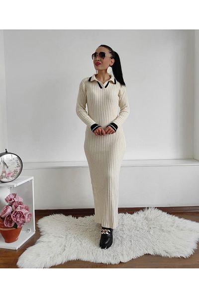 Altı Üstü Butik Πλεκτό φόρεμα με λεπτομέρεια με σχίσιμο γιακά