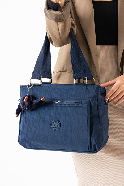 Çanta Trend Geantă pentru femei din material impermeabil cu 2 curele este un ...