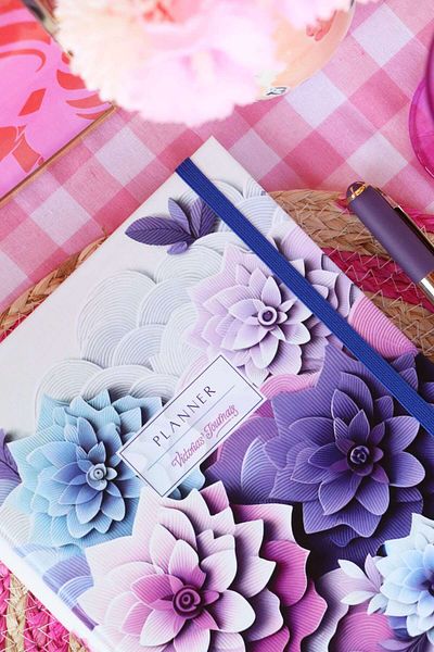 Victoria's Journals 17x24 εκ. Κρυφό σπειροειδές ατελείωτο πρόγραμμα προγραμματισμού ημερολογίου