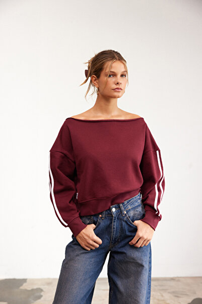 Bases Burgundy Open Shoulder Striped Oversize Sweatshirt