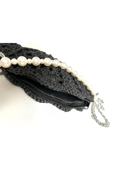 DNA MODA Black Mussel Bag with Pearl Necklace Detail / Mussel Bag with Pearl Pendant / Mussel Bag with Pearls