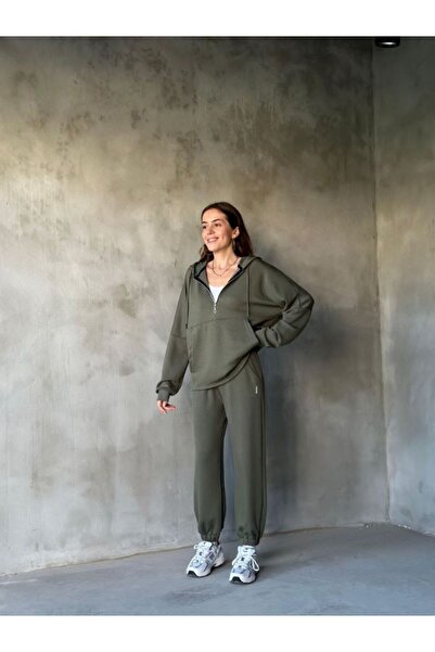 vadori بدلة رياضية من القماش المشروط بنصف سحاب وخصر عالي