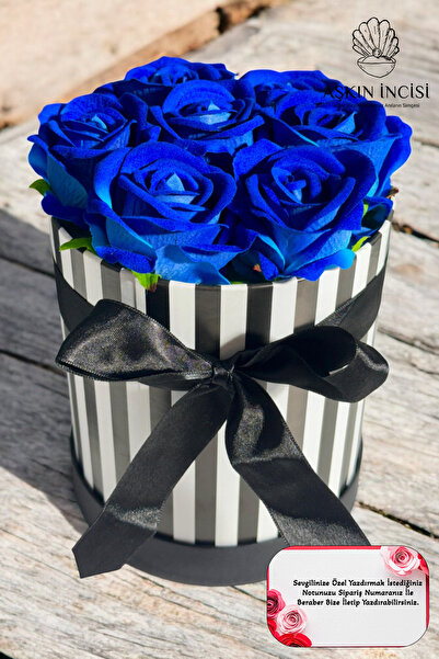 CAPSULE Sevgiliye Özel Hediye Gül Kutu Mavi Hediyelik Çiçek Doğum Günü Sepeti Kız Arkadaşa Eşe Sevgili