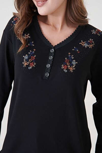 Millano Εποχιακή μητρική μπλούζα με λαιμόκοψη σε σχήμα V, κεντημένη, με λεπτομέρεια με κουμπιά, εξαιρετικής ποιότητας.