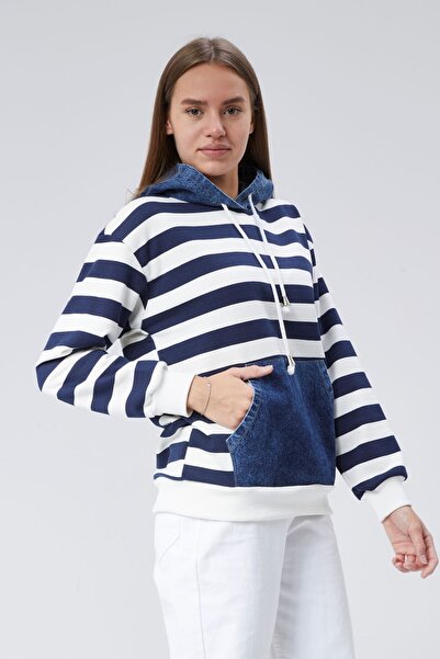 soBasic Синій смугастий оверсайз-светр з капюшоном і кишенями-кенгуру Adriana
