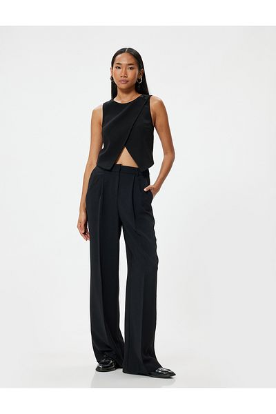 Koton Round Neck Shoulder Button Detailed Asymmetric Cut Double Breasted Crop Vest