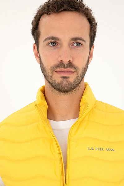 U.S. Polo Assn. Men's Yellow Vest 50280831 -Vr044
