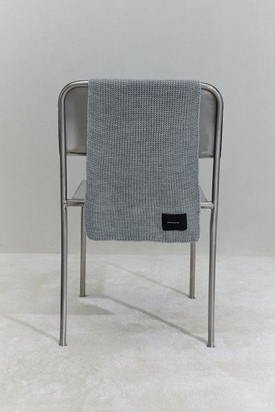 Suud Collection Grauer, schlichter Strickschal