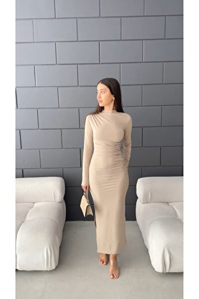 Fav Style Kadın Sıfır Yaka Omuz ve Bel Büzgülü Yırtmaçlı Uzun Elbise Bej