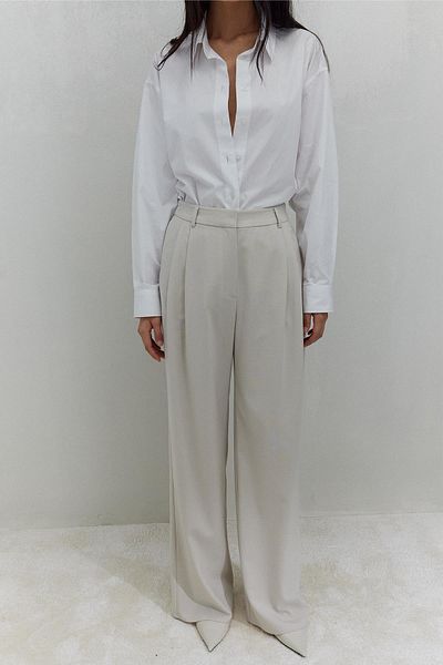 Suud Collection Cremefarbene Janet-Hose mit weitem Bein