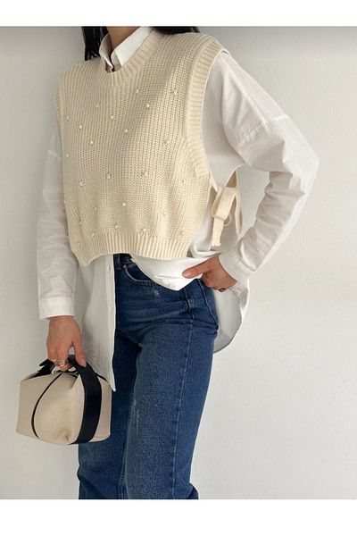 By Nilgün Akay Women's Cream Pearl Detailed Sweater
