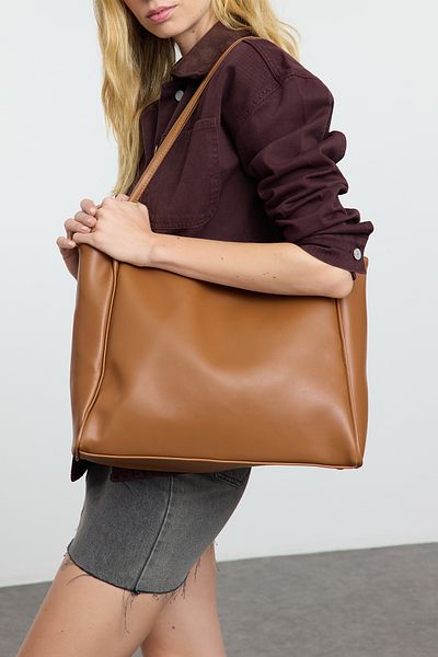 TRENDYOL SHOES Dámská hnědá Tote Maxi taška přes rameno - Twoaw25Oc00008
