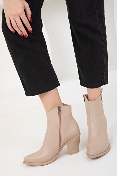 SOHO Nude színű női csizma - 19779-es modellcipő