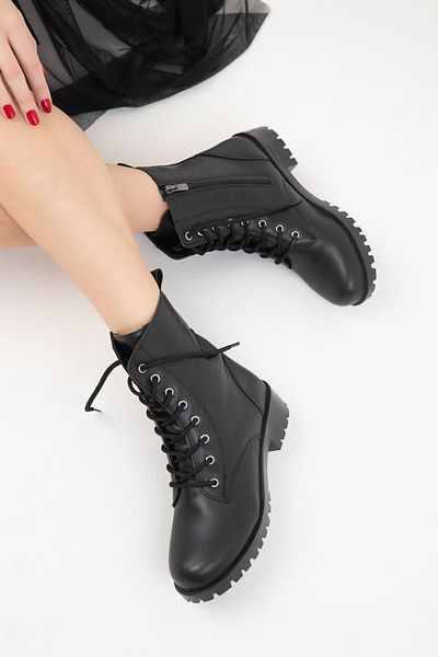 SOHO Black Matte Women's Boots & Booties 13734