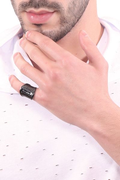 LABALABA Men's Anthracite Metallic Lacquered Adjustable Straw Braid Textured Ring