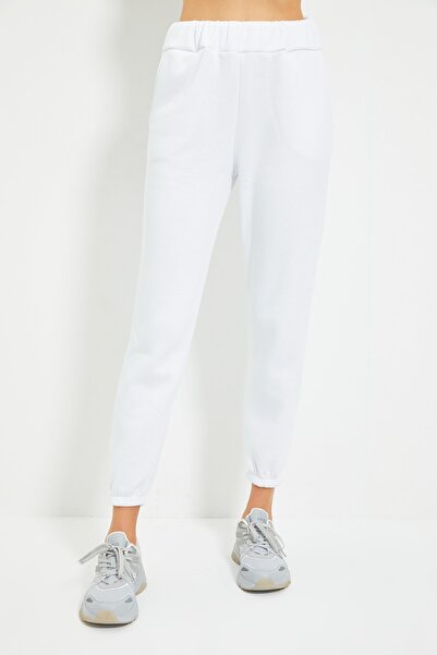 Trendyol Collection White Elastic Waist Loose Jogger Thin Knitted Sports Sweatpants TWOSS20EA0046
