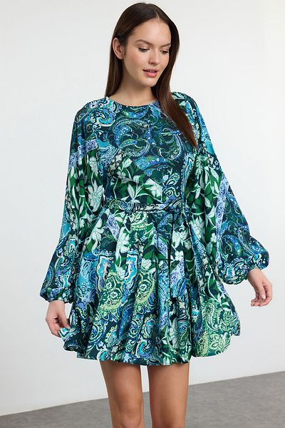 Trendyol Collection Μίνι υφαντό φόρεμα με πράσινη ζώνη TWOAW24EL00739