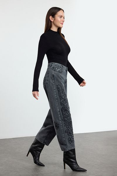 Trendyol Collection Anthracite Embroidered High Waist Balloon Jeans Twoaw25Je00224