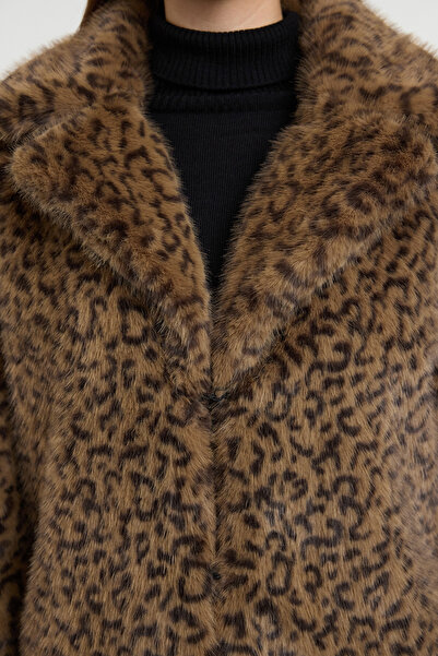 Trendyol Collection Vícebarevný oversize dlouhý kožich Twoaw25Mo00189