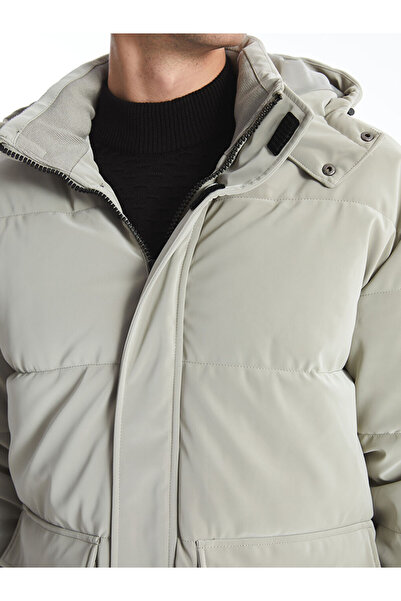 LC Waikiki Standart Kalip Kapusonlu Erkek Şisme Mont - W49273z8