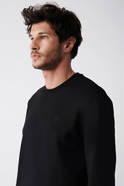 Avva Erkek Siyah Bisiklet Yaka Pamuklu 2 İplik Şardonsuz Comfort Fit Sweatshirt E001200