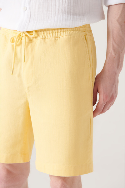 Avva Erkek Sarı %100 Pamuk Yandan Cepli Beli Lastikli Keten Dokulu Relaxed Fit Şort E003603