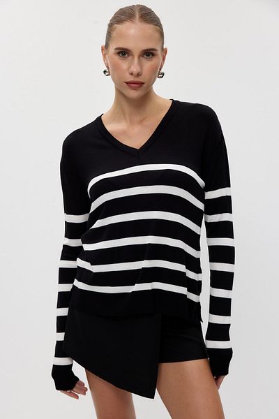 Tuba Butik Striped Basic V-Neck Knitwear Black Women's Sweater