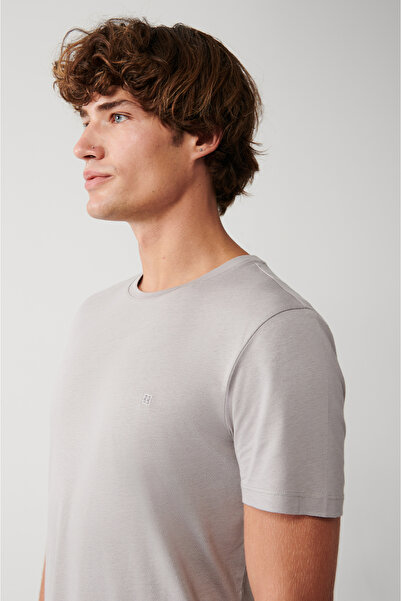 Avva Чоловіча футболка з каменем на комірі Soft Touch Basic Regular Fit T-Shirt B001171