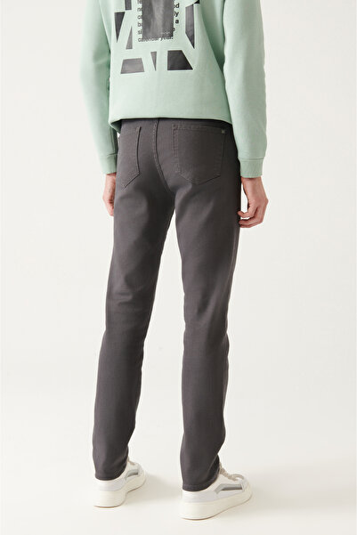 Avva Men's Anthracite Basic 5 Pocket Cotton Slim Fit Trousers B003007