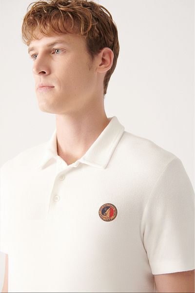 Avva Weißes Soft-Touch-Handtuch-Marine-bedrucktes Herren-T-Shirt mit Polokragen A31y1033