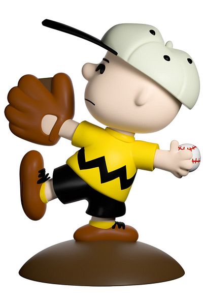 Youtooz Peanuts - Charlie Brown Vinyl Figure