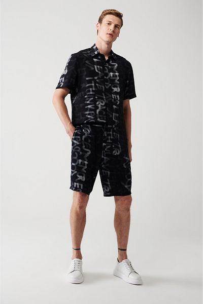 Avva Schwarze Herren-Shorts aus 100 % Viskose mit Seitentaschen und Schnürung an der Taille A31y3715