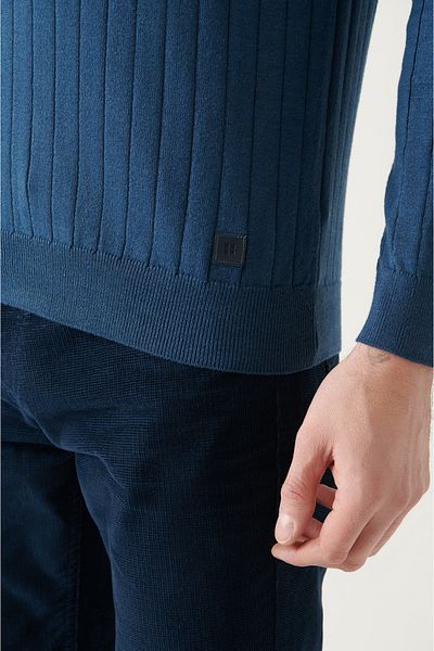 Avva Férfi indigó nyakú jacquard kötöttáru pulóver A22y5179