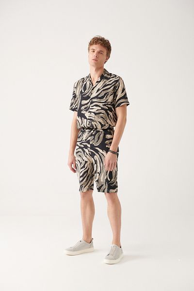 Avva Schwarze Herren-Shorts aus 100 % Viskose mit Seitentaschen, gemustert, zum Schnüren, A31y3717