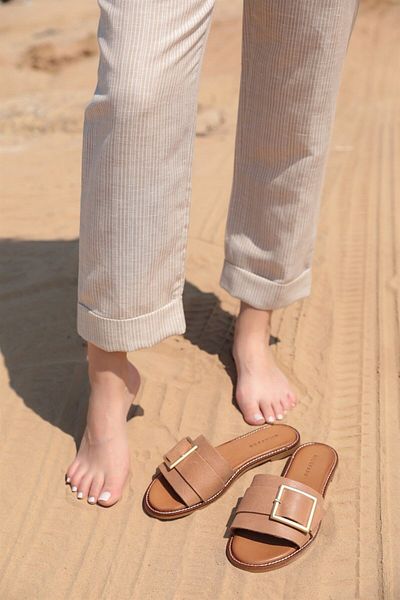 NILUFAR Coco Camel Belt Detailed Women's Genuine Leather Slippers