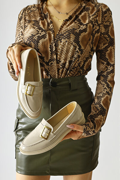 Limoya Arnesa Beige Patent Leather Buckle Detailed Women's Casual Shoes