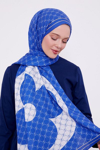 Levidor Saks L Pattern Love Shawl