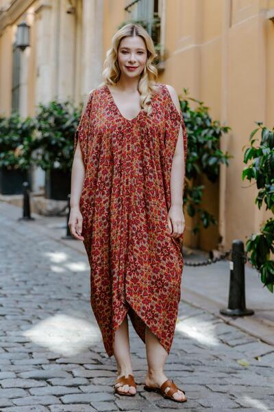 Los banditos Boat Neck Open Shoulder Plus Size Dress